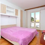 Apartman With Parking Space Supetar, Brac - 16656 Supetar