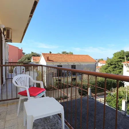 Apartment With A Parking Space Supetar, Brac - 16656