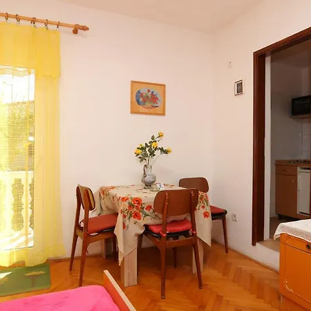 Apartament With Parking Space Supetar, Brac - 16656 *