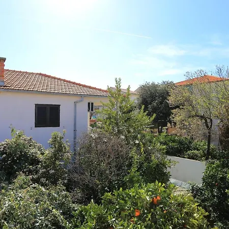 Apartament With Parking Space Supetar, Brac - 16656 *