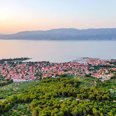 Apartament With Parking Space Supetar, Brac - 16656 *
