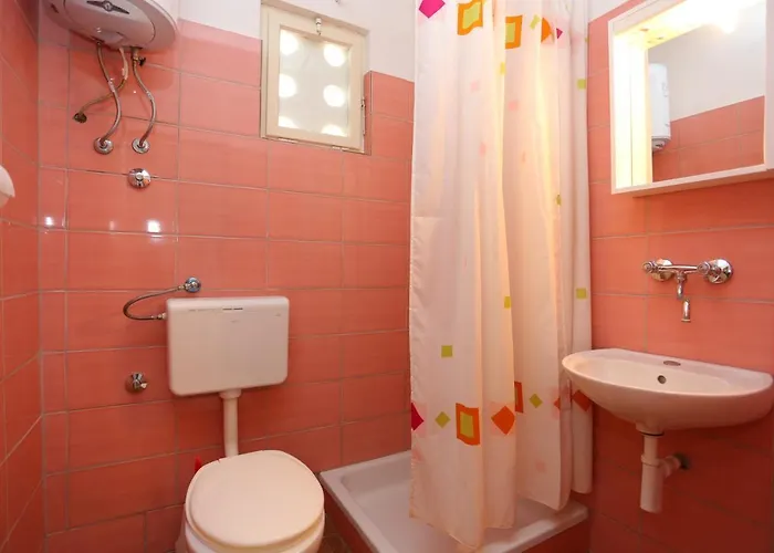 Apartman With Parking Space Supetar, Brac - 16656